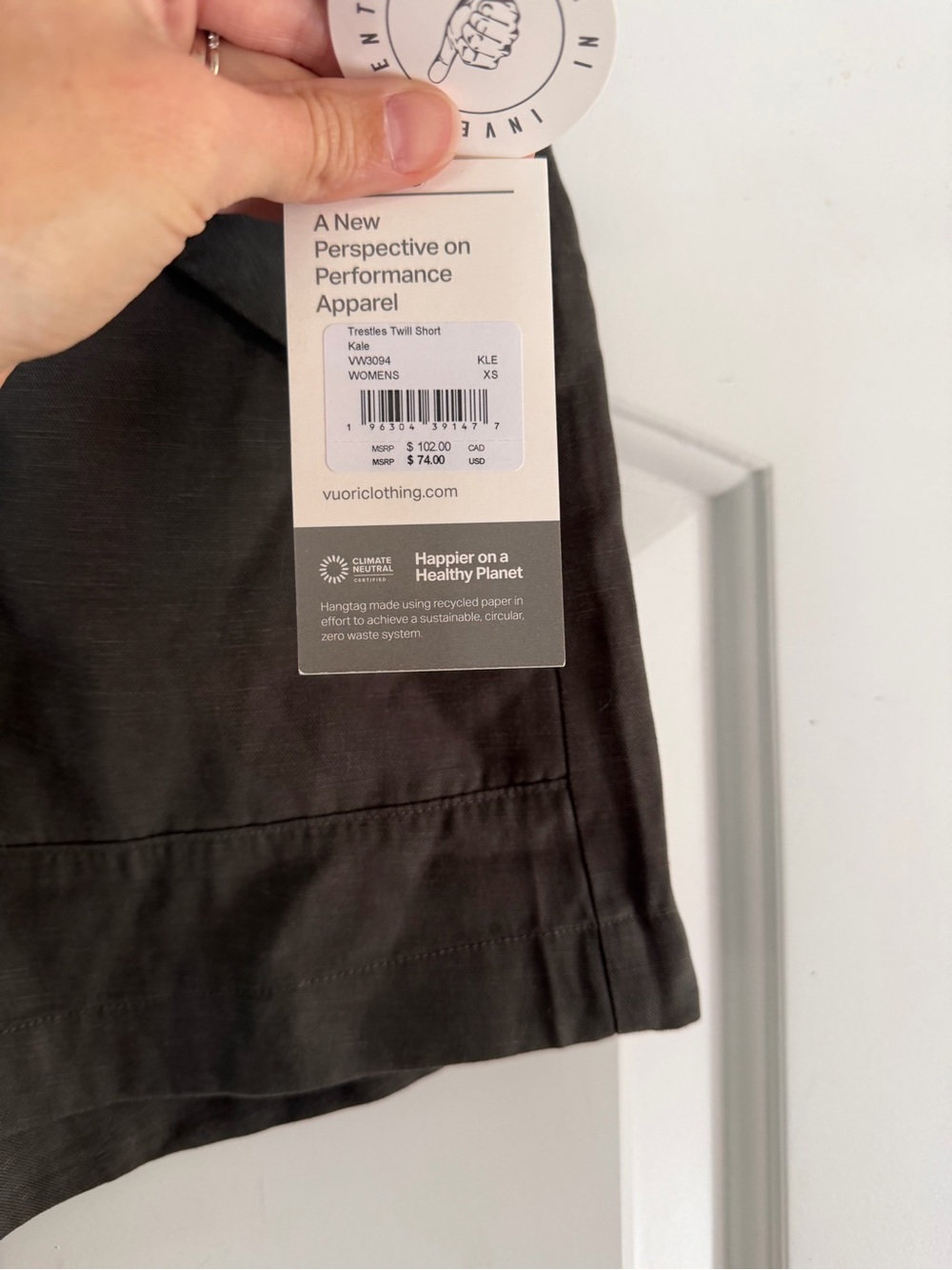 Vuori Trestle Twill Short Kale - XS - Picture 3 of 4